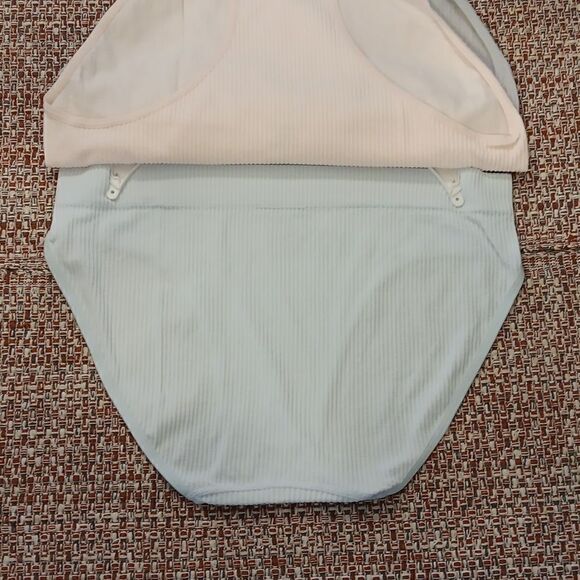 New Women's Seamless Hipster Ribbed Panties Pastels Size 1X New With Tags - Picture 5 of 6